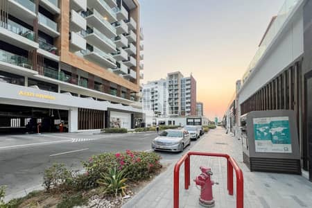 Shop for Sale in Meydan City, Dubai - Road Facing | Vacant | Shell and core