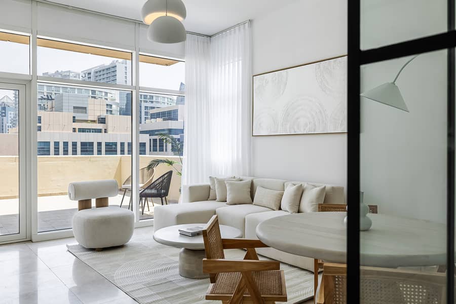 Spacious 1 BR Plus Study Room | City View | Close to Downtown - Image 10