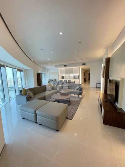 فلیٹ 2 غرفة نوم للايجار في شارع الشيخ زايد، دبي - Livingroom 9. jpg