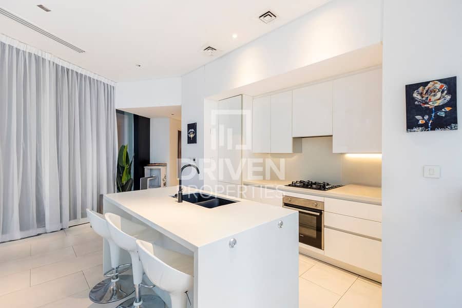 Burj Khalifa View | Vacant | Fully Furnished