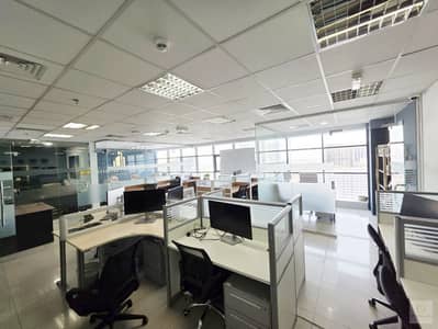 Office for Rent in Barsha Heights (Tecom), Dubai - imgonline-com-ua-Lightening-rnjyim7mExMcHnFF. jpg