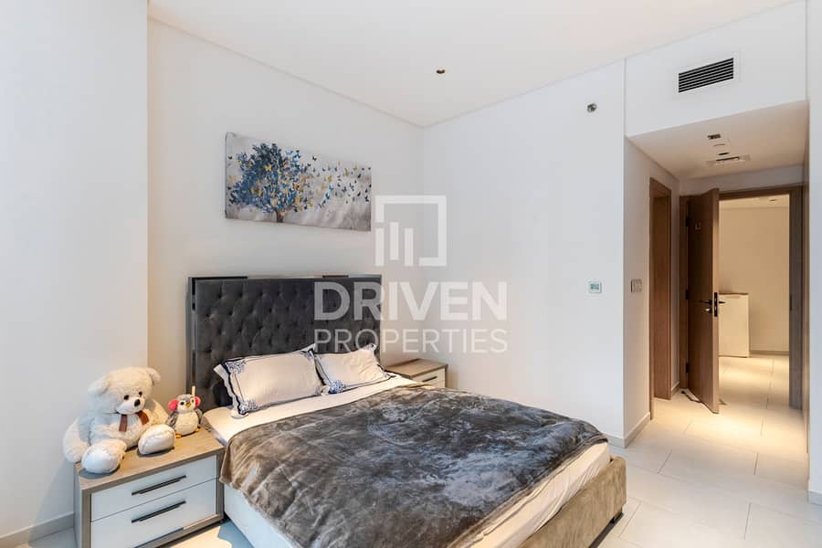 Burj Khalifa View | Vacant | Fully Furnished - Image 12