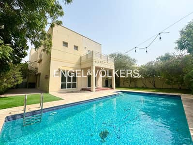 3 Bedroom Villa for Rent in The Meadows, Dubai - Upgraded | Private Pool | Peaceful Location