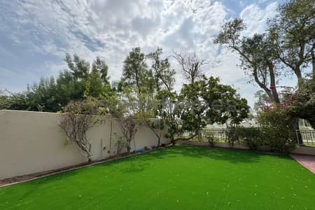 3 Bedroom Villa for Rent in The Springs, Dubai - LAKE BACKING | FULLY UPGRADED | HIGH-END | VACANT