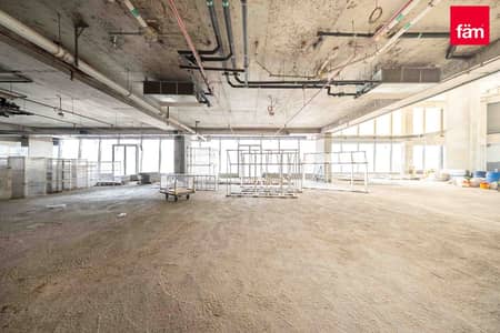محل تجاري  للايجار في بر دبي، دبي - محل تجاري في جولدن جايت،عود ميثاء،بر دبي 1864573 درهم - 12770838