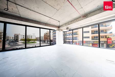 Office for Rent in Bur Dubai, Dubai - Shell N Core / Low Floor / Open Views