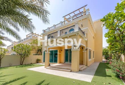 4 Bedroom Villa for Rent in Jumeirah Park, Dubai - Open Plan Living | Close to Amenities | Open Kitchen