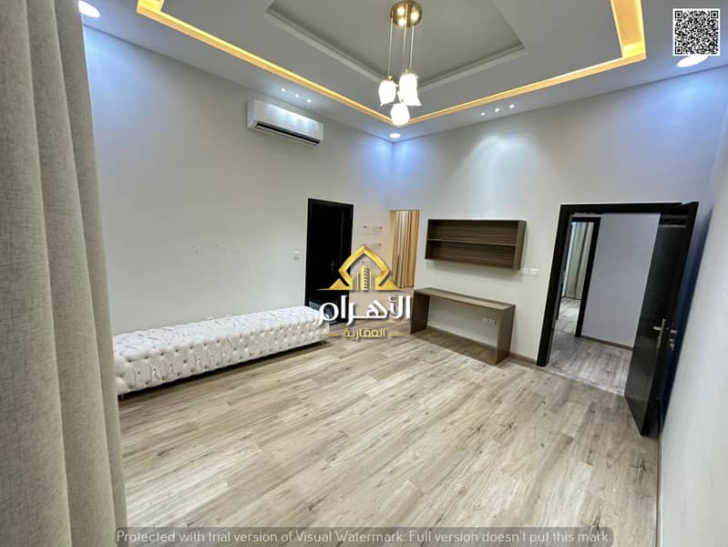 6 3ccc41d8-6046-4c96-baff-cbc2fdcfaf4f. jpg