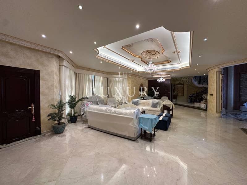 Modern Elegance | Private Villa | 6BR Villa