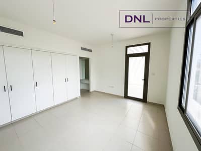 4 Bedroom Villa for Sale in Town Square, Dubai - End Unit | Vacant | Spacious Layout | Corner