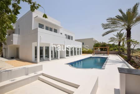 5 Bedroom Villa for Sale in Arabian Ranches, Dubai - Golf Course Views | Close to Entrance | VOT
