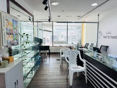 Office for Sale in Business Bay, Dubai - Vacant on transfer|Close to Metro|Well Maintained