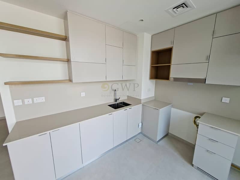 Next to Pool | Brand New | In the Middle of Park - Image 6