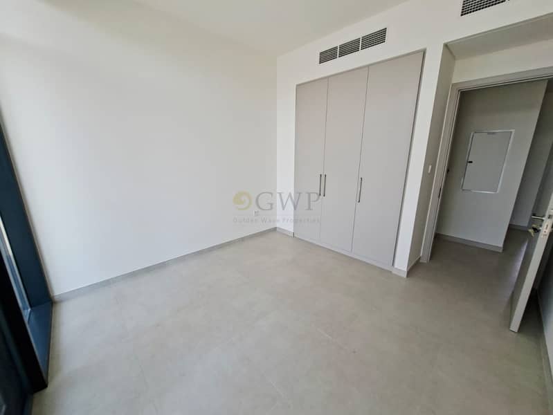 Next to Pool | Brand New | In the Middle of Park - Image 18