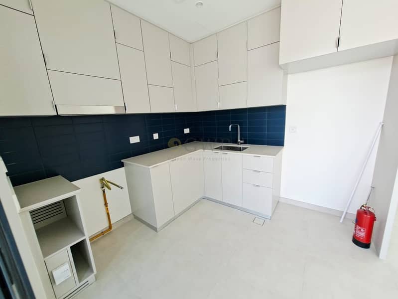 Walk to Pool | Park Backing | Sunny and Bright - Image 9