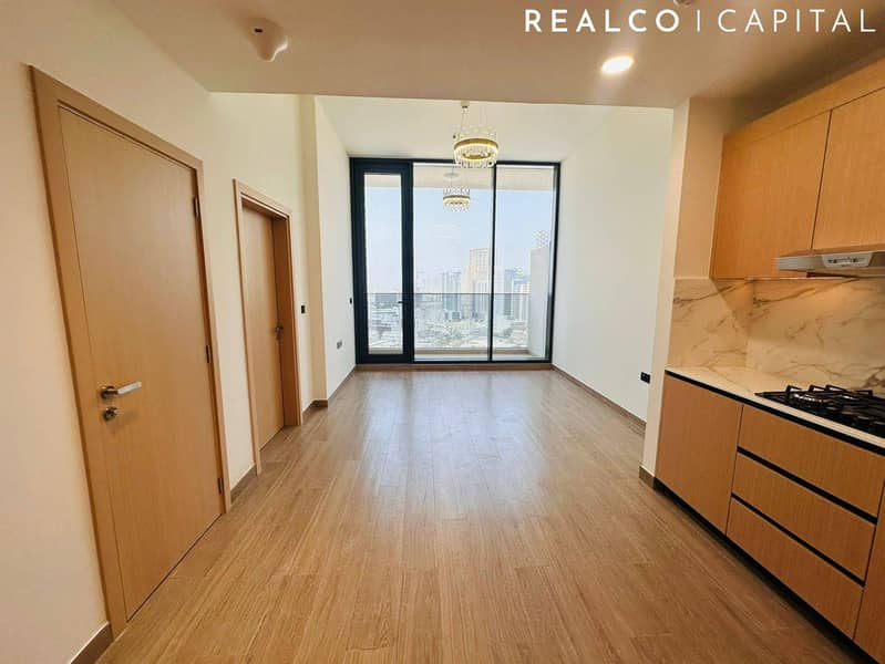 Bright and Spacious | Brand New | Pool View