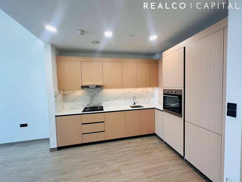 Bright and Spacious | Brand New | Pool View