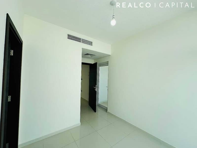 3BR Townhouse | Back to Back | Vacant Now - Image 6