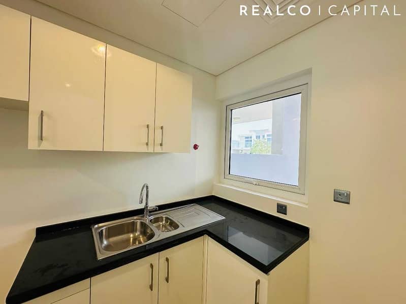 3BR Townhouse | Back to Back | Vacant Now - Image 15