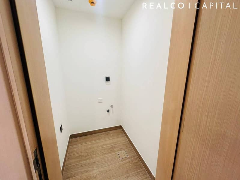 Bright and Spacious | Brand New | Pool View - Image 7