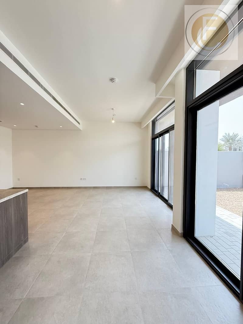 Brand new | Single Row | 3BR+M | Spacious Layout Prime Location