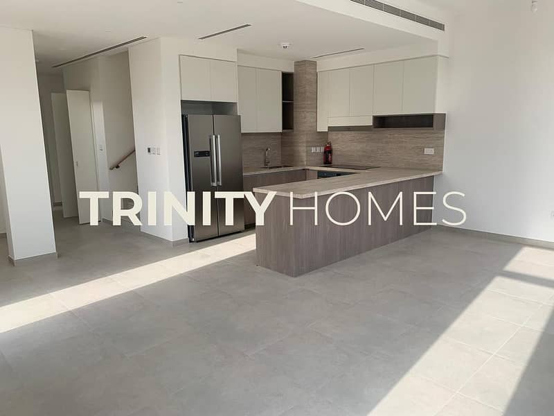 Single Row | Close to Pool/Park | Ready to Move in