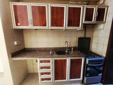 استوديو  للايجار في مويلح، الشارقة - 20250830_115715. jpg