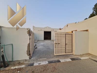 مصنع  للايجار في المنطقة الصناعية، الشارقة - صورة واتساب بتاريخ 1447-03-20 في 20.00. 58_89f02cfa. jpg