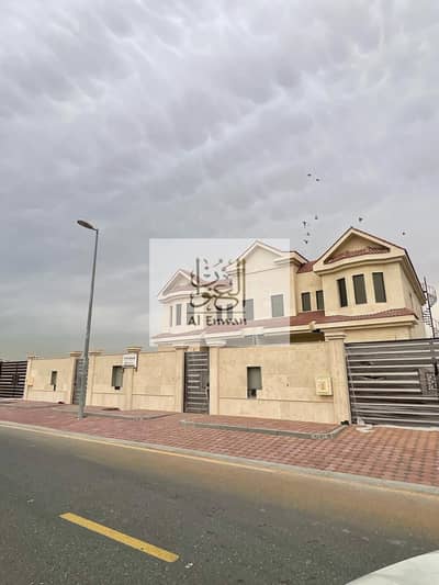 4 Bedroom Villa for Sale in Al Tay East, Sharjah - صورة واتساب بتاريخ 2025-09-12 في 22.25. 58_c0eb70f4. jpg