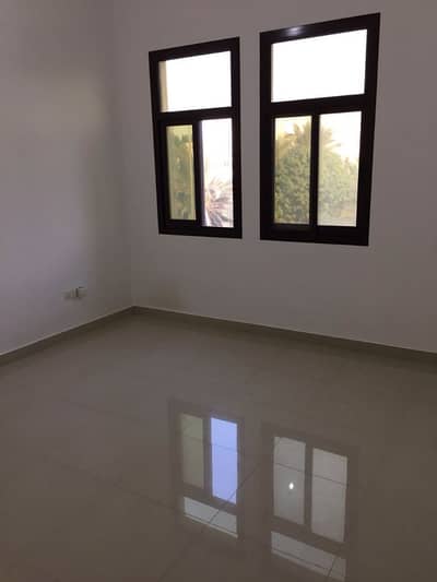 1 Bedroom Apartment for Rent in Al Mushrif, Abu Dhabi - 1 bedroom in side compound with tawteeq no commission Permit parking 1 Bedroom Apartment for Rent in Al Mushrif, Abu Dhabi - 1 bedroom in side compound with tawteeq no commission Permit parking