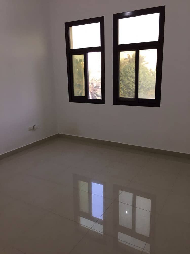 1 bedroom in side compound with tawteeq no commission Permit parking
