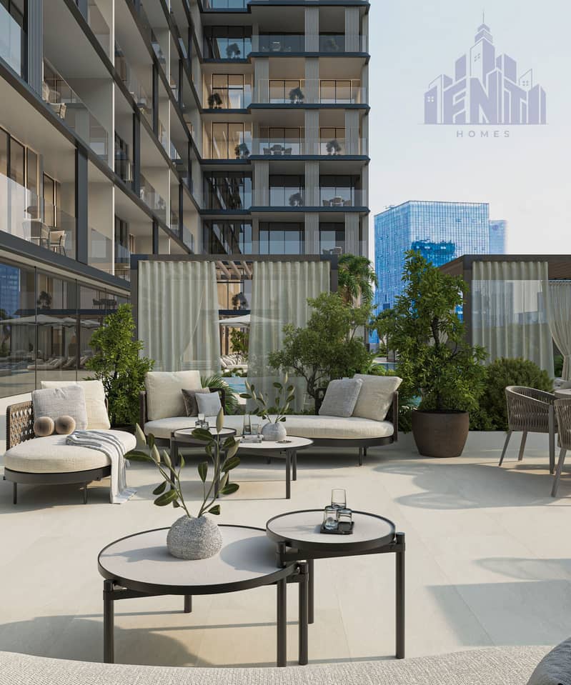 26 Social Courtyard. jpg