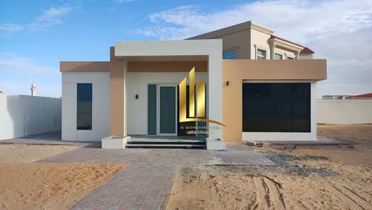 3 Cпальни Вилла Продажа в Аль Суёх, Шарджа - IMG-20250830-WA0127. jpg
