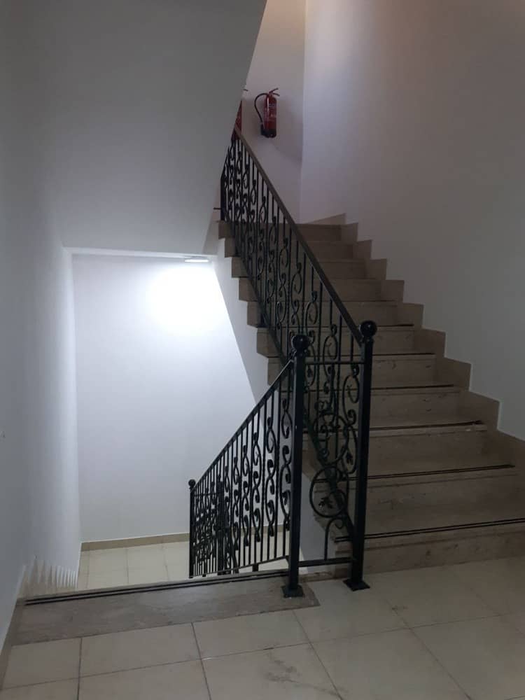 1 bedroom in side compound with tawteeq no commission fee parking permit