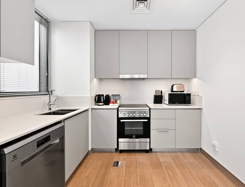 Modern and New 3BD + Maid's Room in Lotus 4, Creek Beach - Image 13