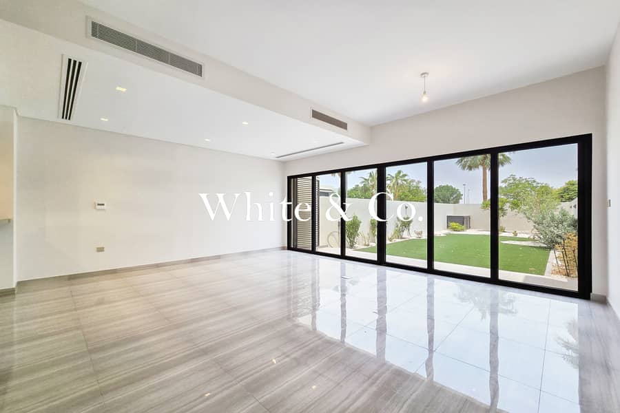 Appliances | Private Garden | Upgraded Appliances | Private Garden | Upgraded