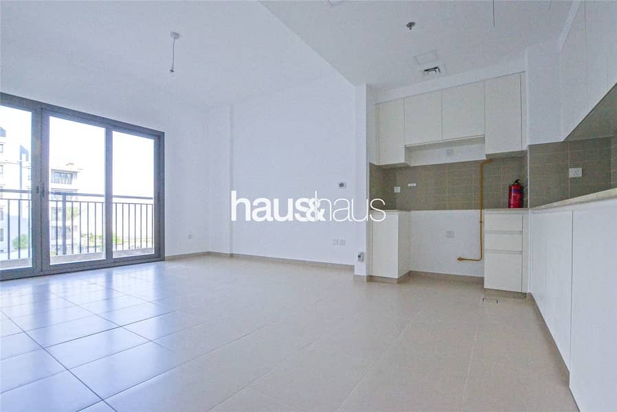 2 Bedrooms | Brand New | Pool & Park View