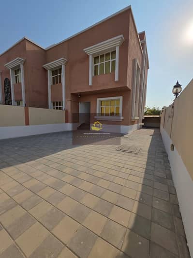 4 Bedroom Villa for Rent in Mohamed Bin Zayed City, Abu Dhabi - 08a0535f-bc62-4289-92bc-41e5f59229d2. jpg