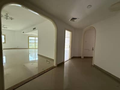 2 Cпальни Апартамент в аренду в Аль Маджаз, Шарджа - IMG-20250913-WA0144. jpg