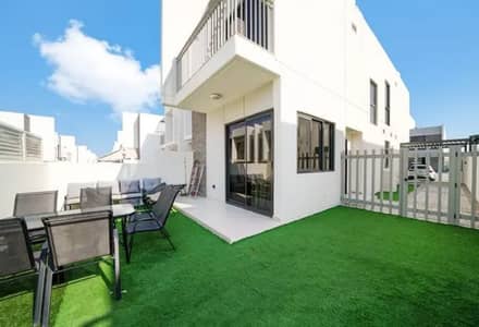 3 Bedroom Townhouse for Sale in DAMAC Hills 2 (Akoya by DAMAC), Dubai - Corner Unit | Near Vacant | 3+Maid