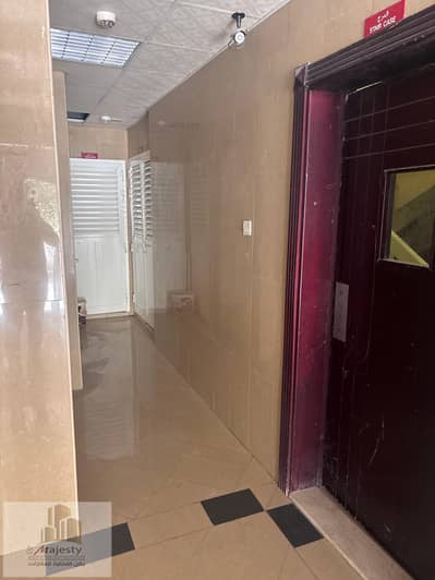 穆瓦利赫商业区， 夏尔迦 11 卧室住宅楼待售 - IMG-20250910-WA0062. jpg