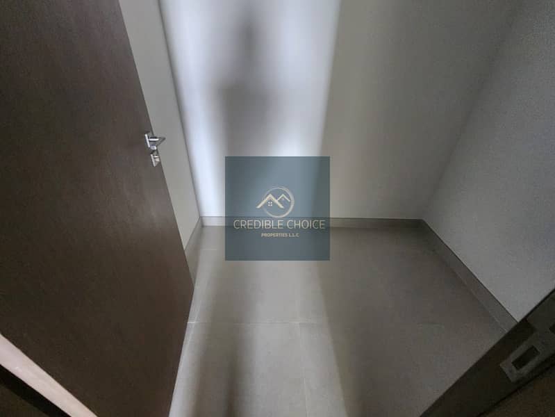 New Launch | Luxury Living | Great View & Location - Image 8