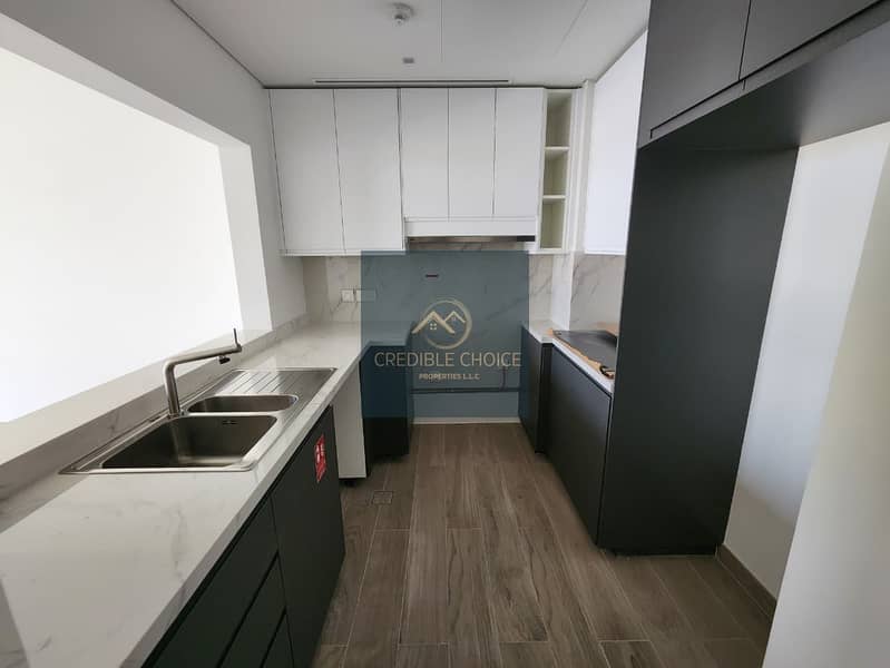 New Launch | Luxury Living | Great View & Location - Image 10