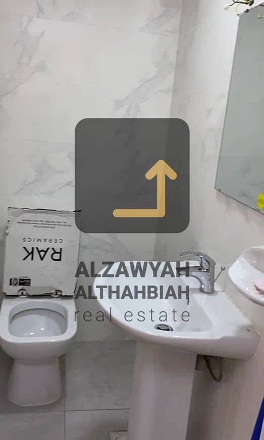 5 98d7e330b1df45b5b9c83a431e056769 - Copy. jpg