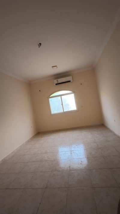 Студия в аренду в Аль Мовайхат, Аджман - G04D room1. jpg