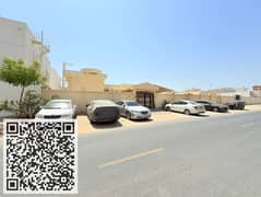 منزل للإيجار في الطابق الأرضي، يتكون من أربع غرف نوم، صالة، صالة، مطبخ خارجي، وكرفان خارجي بدون تكييف. السعر المطلوب: 65,000 درهم. للعملاء الهنود فقط.