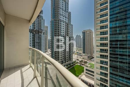 2 Bedroom Flat for Sale in Dubai Marina, Dubai - Vacant | Partial Marina View | Corner Unit