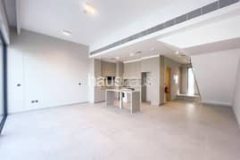 Vacant | Exclusive | Back to Back | Landscaped