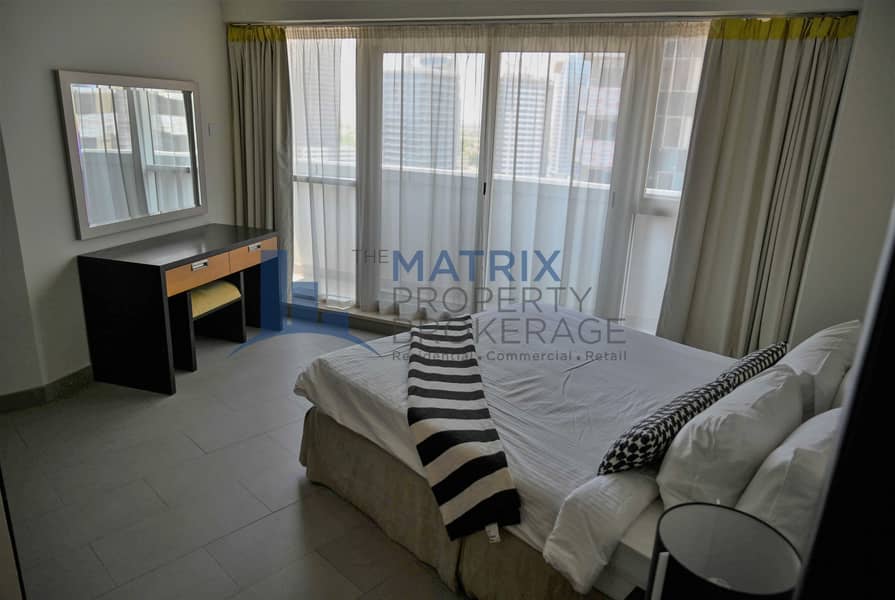 Great offer! 12 Cheques ! Furnished 1BR apartment