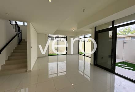 6 Bedroom Villa for Rent in DAMAC Hills 2 (Akoya by DAMAC), Dubai - Stand Alone Villa | Spacious | Near Amenities